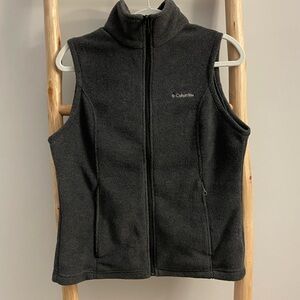 Columbia Women’s Fleece Vest - Charcoal Gray size Medium